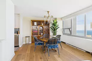 1700 E 56th St, Chicago, IL 60637 - Photo 11