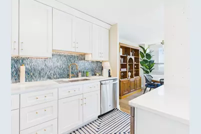 1700 E 56th Street #3201, Chicago, IL 60637 - Photo 3