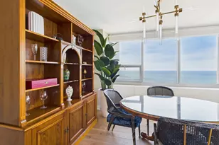 1700 E 56th St, Chicago, IL 60637 - Photo 7