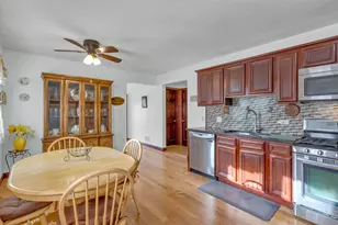 2913 Sarah St, Franklin Park, IL 60131 - Photo 11