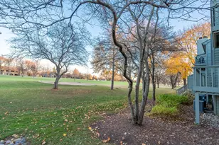 245 Timber Ridge Ln, Lake Barrington, IL 60010 - Photo 15