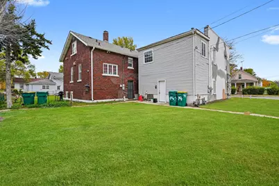 467 S Desplaines Street, Joliet, IL 60436 - Photo 9