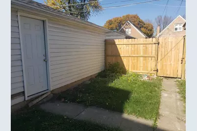 1040 W 92nd Place, Chicago, IL 60620 - Photo 29