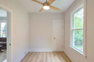 5646 W Grover St, Chicago, IL 60630 - Photo 9