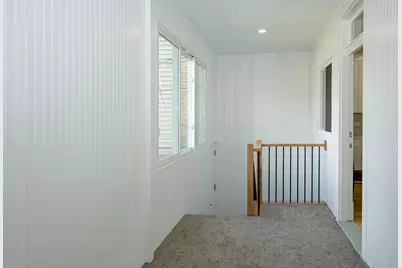 5646 W Grover Street, Chicago, IL 60630 - Photo 15