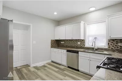 1301 N Waller Avenue, Chicago, IL 60651 - Photo 11