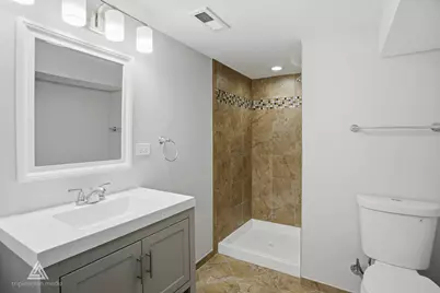 1301 N Waller Avenue, Chicago, IL 60651 - Photo 35