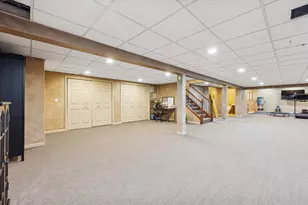 31 Croydon Ln, Oak Brook, IL 60523 - Photo 21