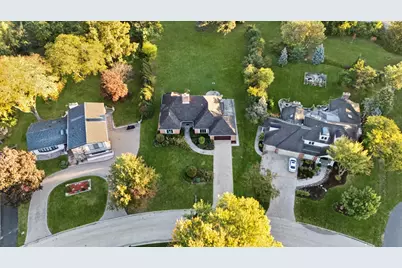 31 Croydon Lane, Oak Brook, IL 60523 - Photo 3