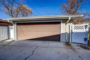 6721 W 59th St, Chicago, IL 60638 - Photo 7