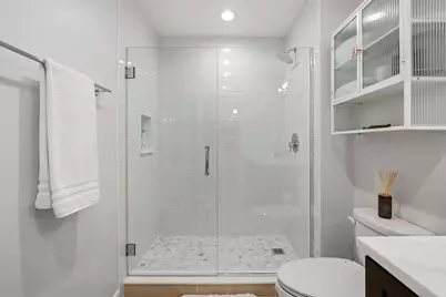 215 N Aberdeen Street #202B, Chicago, IL 60607 - Photo 17
