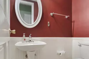 817 Wellington Ave, Elk Grove Village, IL 60007 - Photo 13