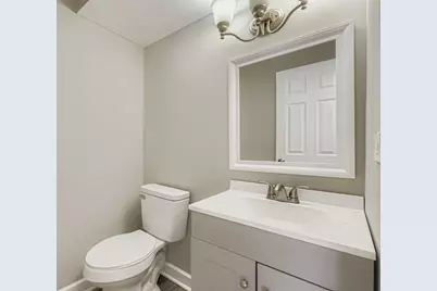 [Address not provided], Chicago, IL 60617 - Photo 5