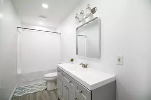 4736 E 5000N Rd, Bourbonnais, IL 60914 - Photo 17