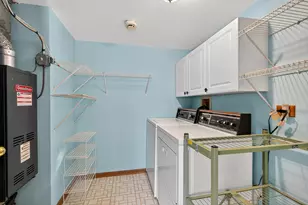 909 Little Falls Ct, Elk Grove Village, IL 60007 - Photo 19