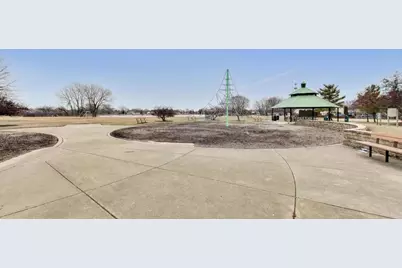 1239 Spring Valley Drive, Carol Stream, IL 60188 - Photo 43