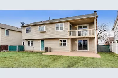1239 Spring Valley Drive, Carol Stream, IL 60188 - Photo 35