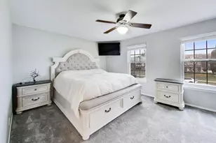 1239 Spring Valley Dr, Carol Stream, IL 60188 - Photo 13