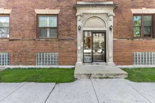 953 E 61st St, Chicago, IL 60637 - Photo 3