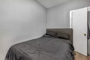 953 E 61st St, Chicago, IL 60637 - Photo 15