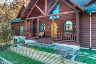 187 Rabbit Run, Ingleside, IL 60041 - Photo 5