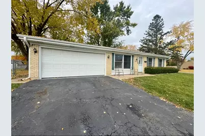 8112 S Applewood Court, Hanover Park, IL 60133 - Photo 1