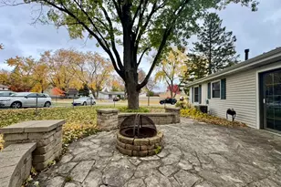 8112 S Applewood Ct, Hanover Park, IL 60133 - Photo 23