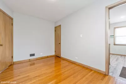 7458 W Touhy Avenue, Chicago, IL 60631 - Photo 11