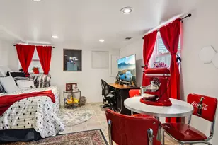 7255 N Oriole Ave, Chicago, IL 60631 - Photo 27