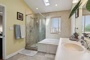 7255 N Oriole Ave, Chicago, IL 60631 - Photo 25