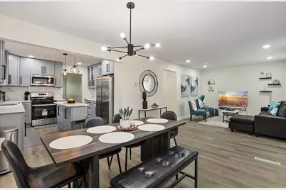 366 N Hemlock Avenue, Wood Dale, IL 60191 - Photo 15