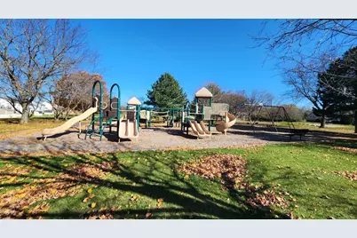 4 Aspen Court, Streamwood, IL 60107 - Photo 29