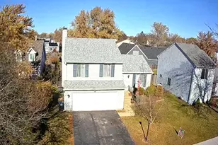 4 Aspen Ct, Streamwood, IL 60107 - Photo 3