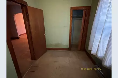 8545 S Manistee Avenue, Chicago, IL 60617 - Photo 11