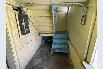 8545 S Manistee Avenue, Chicago, IL 60617 - Photo 21