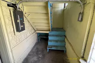 8545 S Manistee Ave, Chicago, IL 60617 - Photo 21