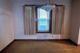 8545 S Manistee Ave, Chicago, IL 60617 - Photo 7