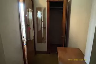 8545 S Manistee Ave, Chicago, IL 60617 - Photo 5