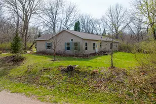 39 Timberlane Dr, Putnam, IL 61560 - Photo 29