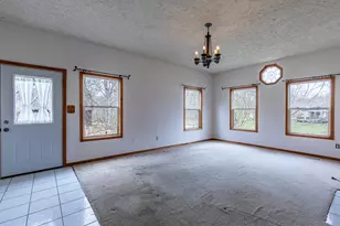 39 Timberlane Dr, Putnam, IL 61560 - Photo 11