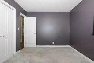 1104 Redwood Ave, Bloomington, IL 61701 - Photo 15