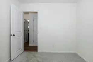 1104 Redwood Ave, Bloomington, IL 61701 - Photo 23