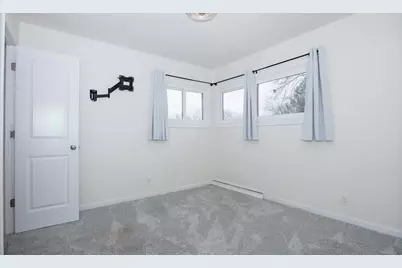 1104 Redwood Avenue, Bloomington, IL 61701 - Photo 17