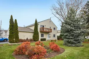 1630 Kemper Dr, Naperville, IL 60563 - Photo 3