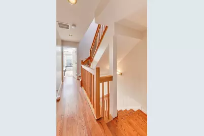 3442 N Damen Avenue #3, Chicago, IL 60618 - Photo 13