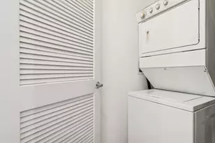 [Address not provided], Chicago, IL 60610 - Photo 15