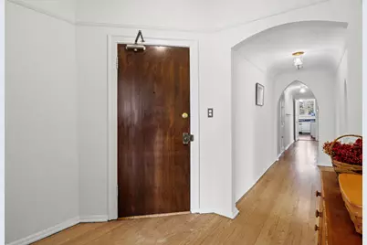 8037 Kenton Avenue #2S, Skokie, IL 60076 - Photo 3