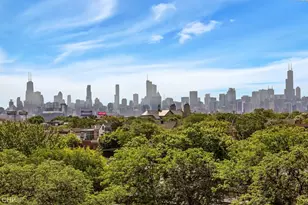 2443 N Western Ave, Chicago, IL 60647 - Photo 13