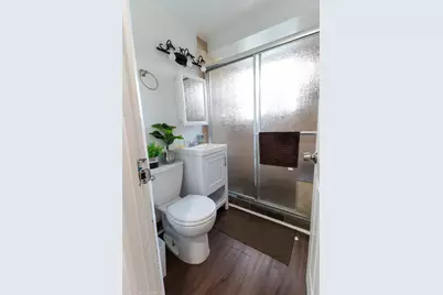 5644 Lyons Street, Morton Grove, IL 60053 - Photo 35