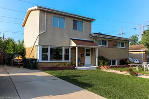 5644 Lyons St, Morton Grove, IL 60053 - Photo 3